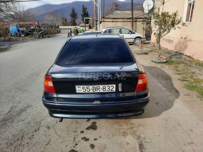 Opel Astra 1994, 390,000 km - 1.6 л - Zaqatala
