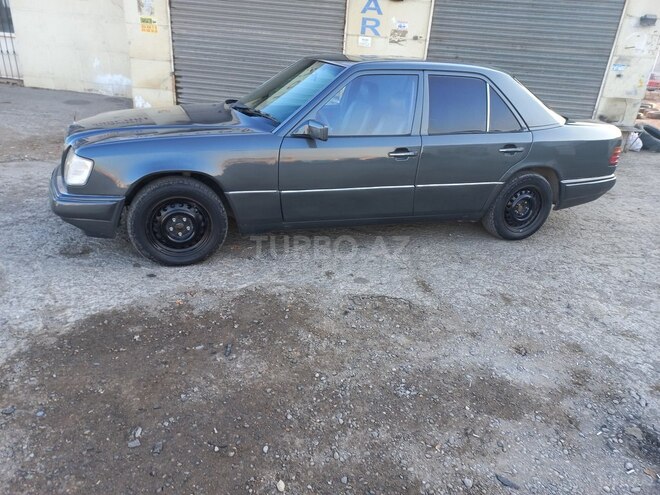 Mercedes E 200 1995, 483,000 km - 2.0 л - Sumqayıt