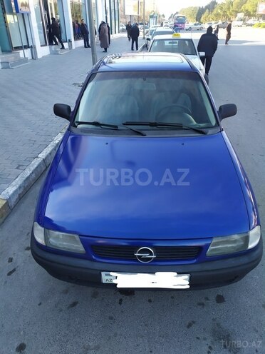Opel Astra 1995, 280,000 km - 1.6 l - Bakı
