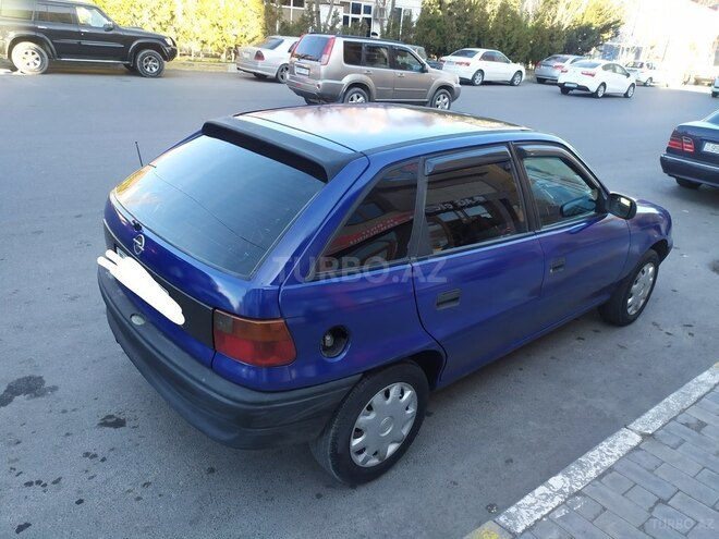Opel Astra 1995, 280,000 km - 1.6 l - Bakı