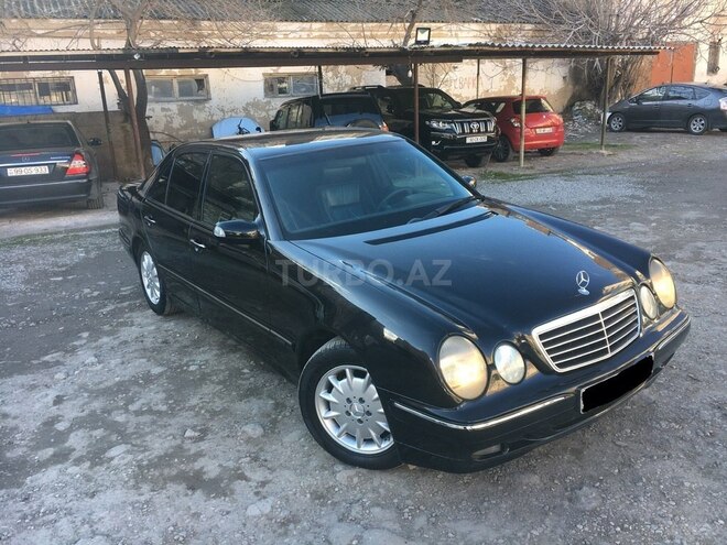 Mercedes E 270 2001, 330,000 km - 2.7 l - Bakı
