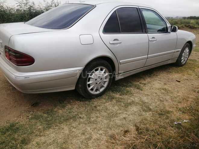 Mercedes E 240 2001, 313,720 km - 2.4 l - Goranboy