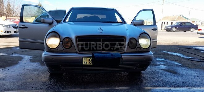 Mercedes E 230 1997, 469,303 km - 2.3 l - Kürdəmir