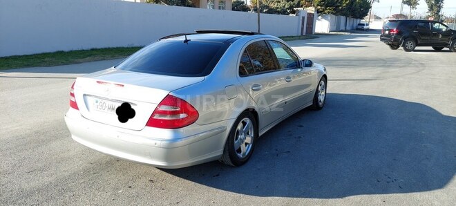 Mercedes E 320 2002, 305,777 km - 3.2 l - Xudat