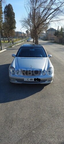 Mercedes E 320 2002, 305,777 km - 3.2 l - Xudat