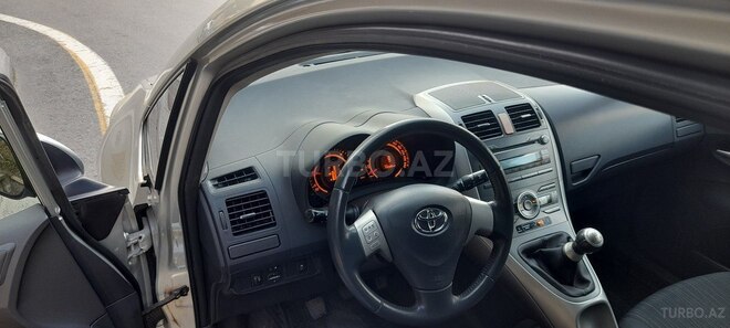 Toyota Auris 2007, 188,500 km - 1.4 l - Bakı