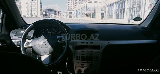 Opel Astra 2007, 135,000 km - 1.3 л - Bakı