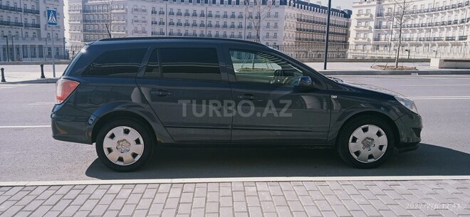 Opel Astra 2007, 135,000 km - 1.3 л - Bakı