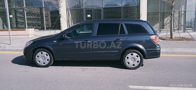 Opel Astra 2007, 135,000 km - 1.3 л - Bakı