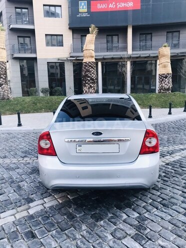 Ford Focus 2009, 168,000 km - 2.0 l - Bakı