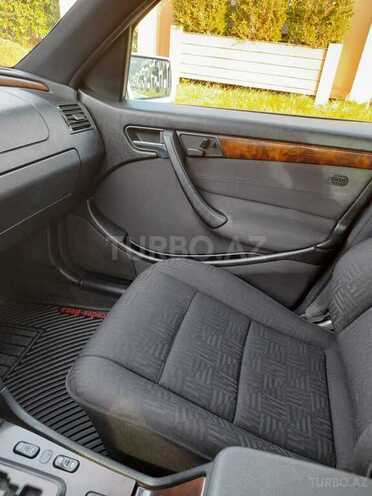 Mercedes C 240 1999, 198,000 km - 2.4 l - Sumqayıt