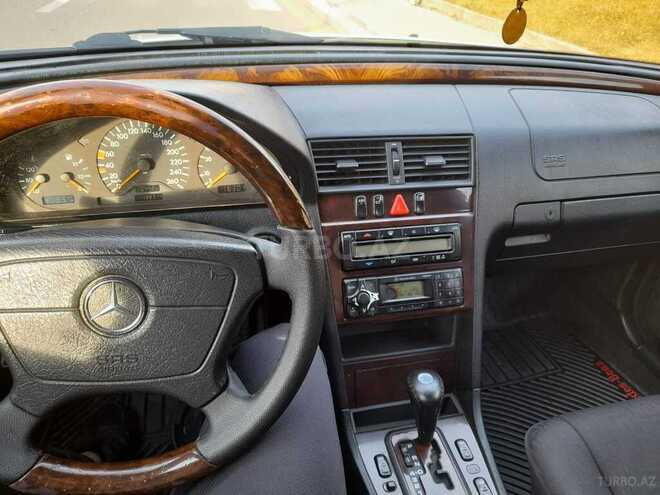 Mercedes C 240 1999, 198,000 km - 2.4 l - Sumqayıt