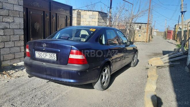 Opel Vectra 1999, 426,053 km - 1.8 l - Sumqayıt
