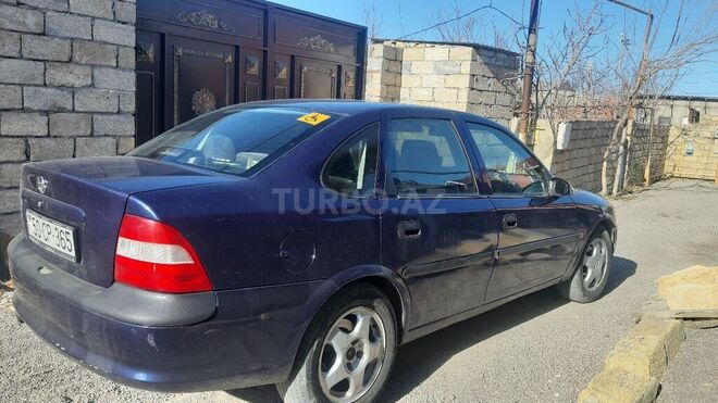 Opel Vectra 1999, 426,053 km - 1.8 l - Sumqayıt