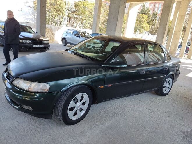 Opel Vectra 1998, 200,000 km - 1.6 l - Bakı