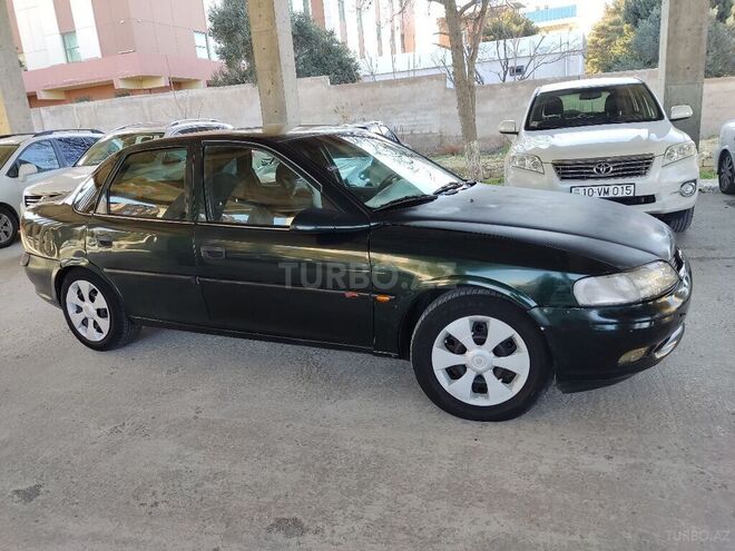 Opel Vectra 1998, 200,000 km - 1.6 l - Bakı
