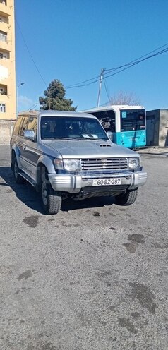 Mitsubishi Pajero 1994, 320,000 km - 2.8 l - Bakı