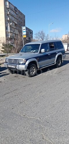 Mitsubishi Pajero 1994, 320,000 km - 2.8 l - Bakı