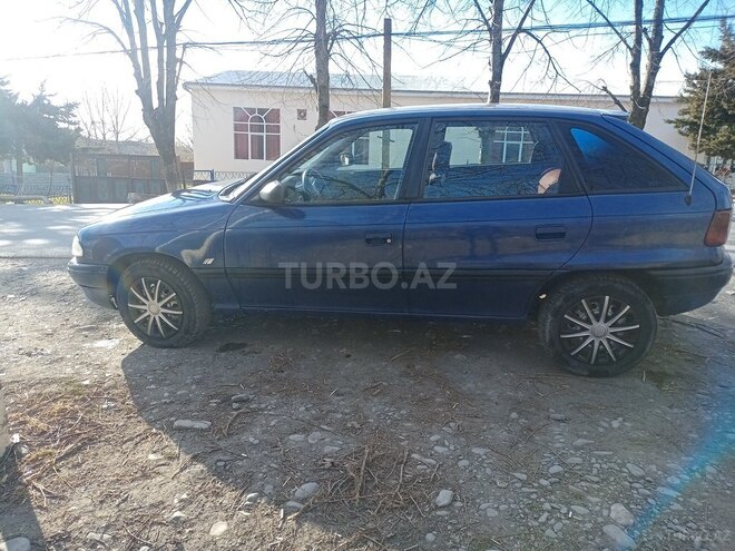 Opel Astra 1994, 358,678 km - 1.6 l - Oğuz