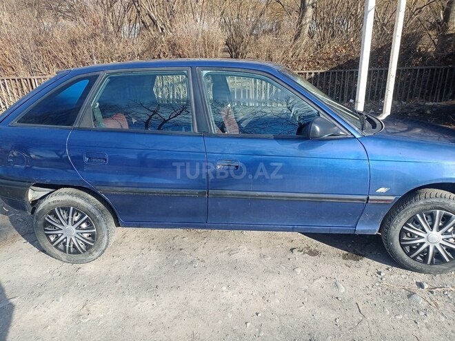 Opel Astra 1994, 358,678 km - 1.6 l - Oğuz