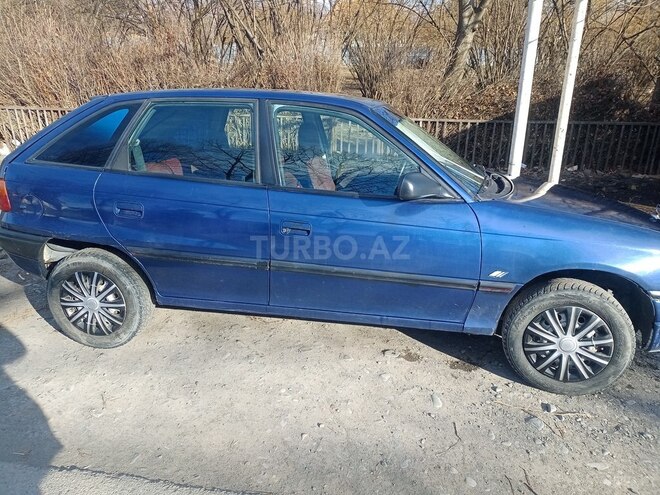 Opel Astra 1994, 358,678 km - 1.6 l - Oğuz