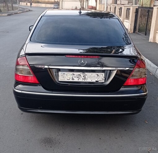 Mercedes E 280 2006, 393,000 km - 2.8 l - Zaqatala
