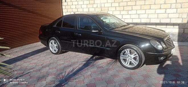 Mercedes E 280 2006, 393,000 km - 2.8 l - Zaqatala