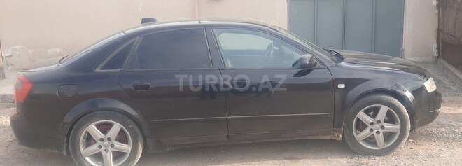 Audi A4 2003, 221,000 km - 1.8 l - Tovuz