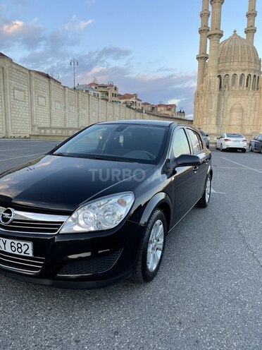 Opel Astra 2009, 215,500 km - 1.4 l - Bakı