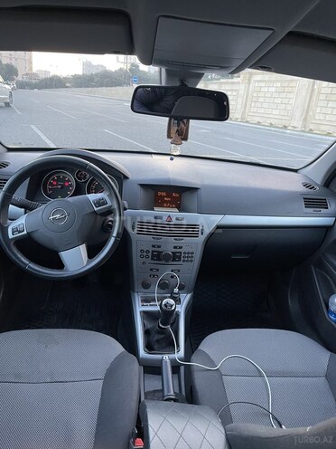 Opel Astra 2009, 215,500 km - 1.4 l - Bakı