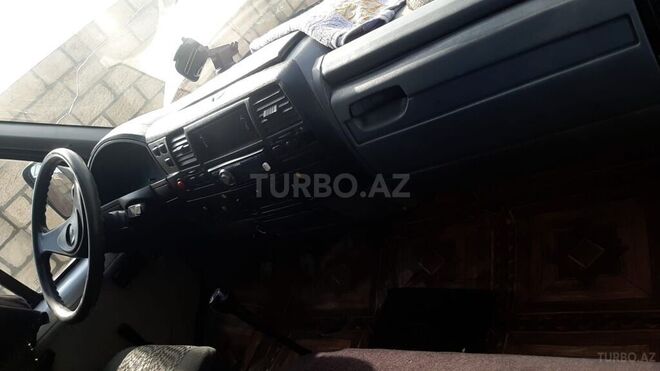 GAZ 3302-288 2004, 250,000 km - 2.4 л - Sabirabad