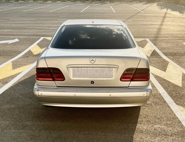 Mercedes E 320 2000, 385,000 km - 3.2 l - Bakı