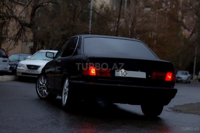 BMW 525 1991, 178,000 km - 2.5 l - Bakı