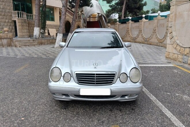 Mercedes E 270 2000, 335,000 km - 2.7 л - Bakı