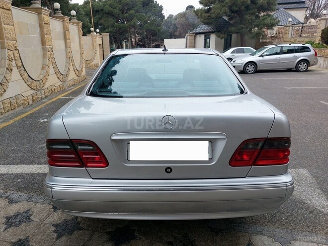 Mercedes E 270 2000, 335,000 km - 2.7 л - Bakı