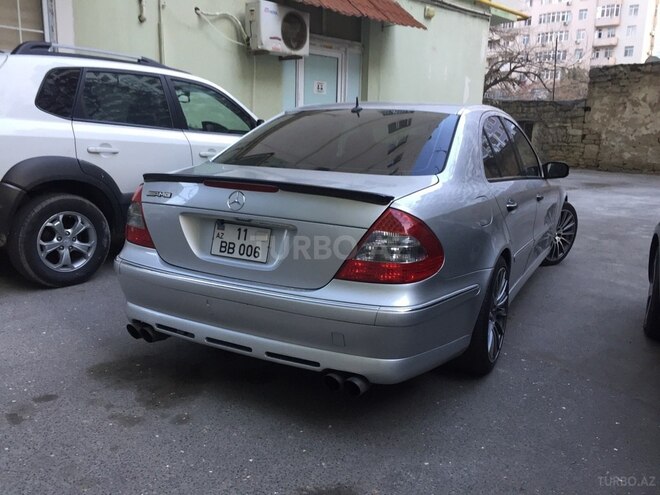 Mercedes E 240 2002, 172,000 km - 2.6 l - Bakı