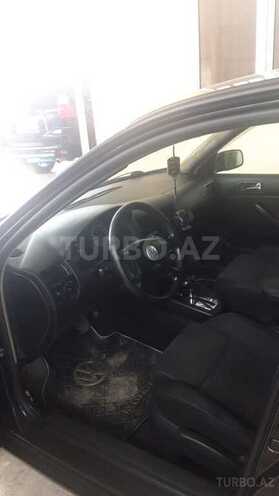 Volkswagen Golf 2004, 150,000 km - 2.0 л - Gəncə