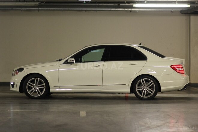 Mercedes C 250 2012, 62,745 km - 1.8 л - Bakı