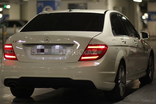 Mercedes C 250 2012, 62,745 km - 1.8 л - Bakı