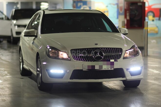 Mercedes C 250 2012, 62,745 km - 1.8 л - Bakı