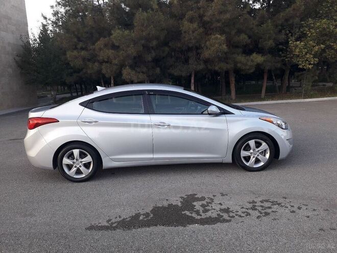 Hyundai Elantra 2013, 180,000 km - 1.8 l - Bakı