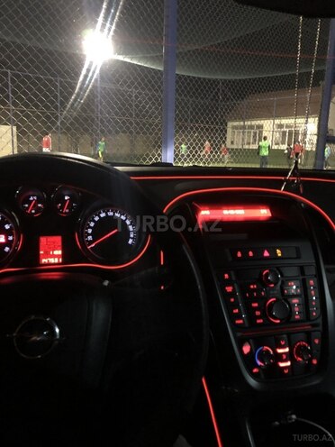Opel Astra 2010, 145,000 km - 1.4 л - Zaqatala