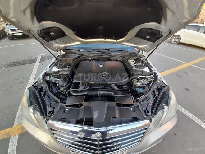 Mercedes E 220 2009, 250,000 km - 2.2 л - Bakı