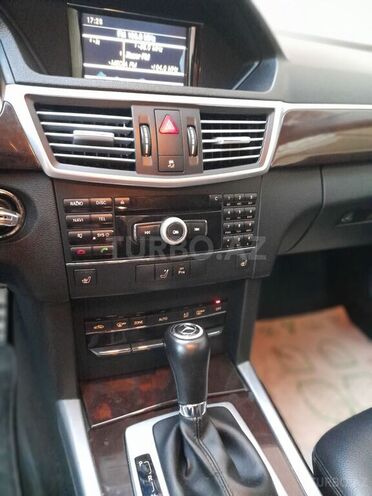 Mercedes E 220 2009, 250,000 km - 2.2 л - Bakı