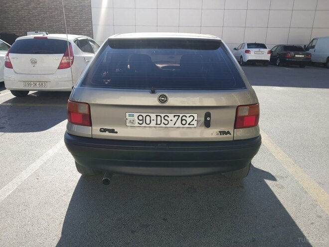 Opel Astra 1993, 288,525 km - 1.4 l - Sumqayıt