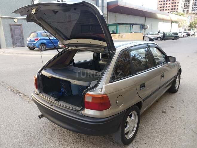 Opel Astra 1993, 288,525 km - 1.4 l - Sumqayıt