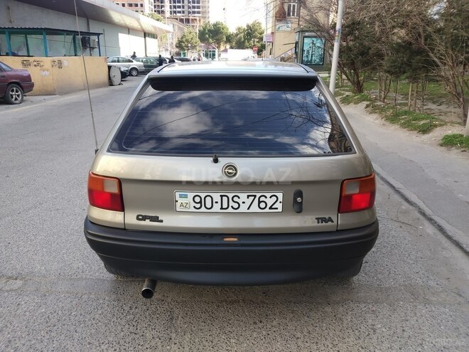 Opel Astra 1993, 288,525 km - 1.4 l - Sumqayıt
