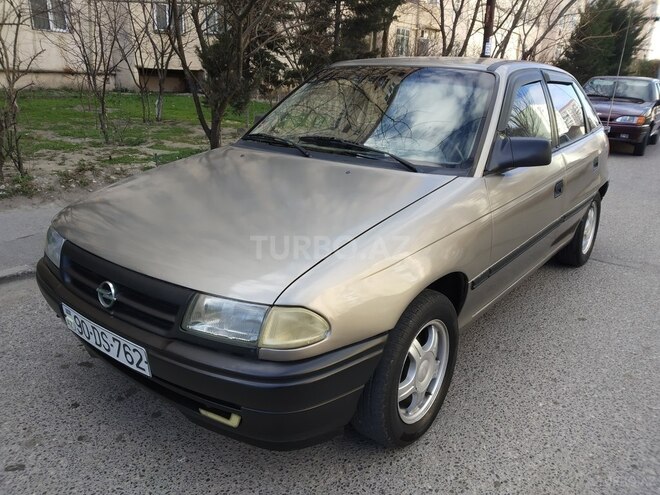 Opel Astra 1993, 288,525 km - 1.4 l - Sumqayıt