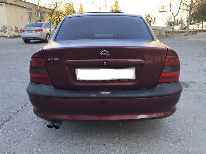 Opel Vectra 1997, 178,000 km - 2.5 l - Sumqayıt