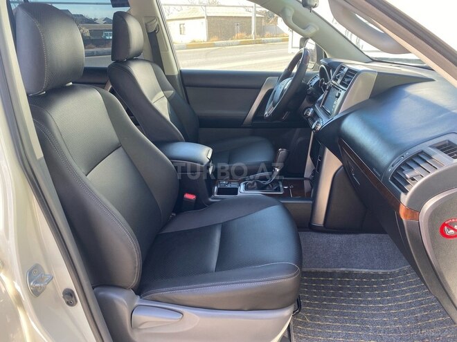 Toyota Prado 2010, 211,200 km - 2.7 l - Bakı